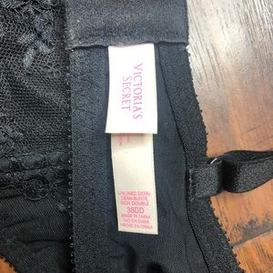 Victoria's Secret Intimates & Sleepwear - Victoria Secret black lace bra Victoria's Secret Intimates & Sleepwear - Victoria Secret black lace bra